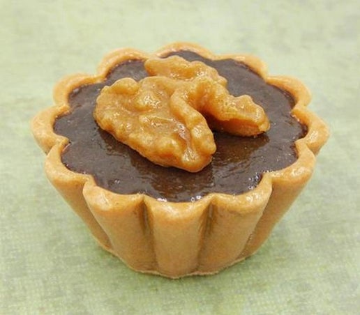 Click to view detail for HG-110 Tartlet-Choc & Walnut $56
